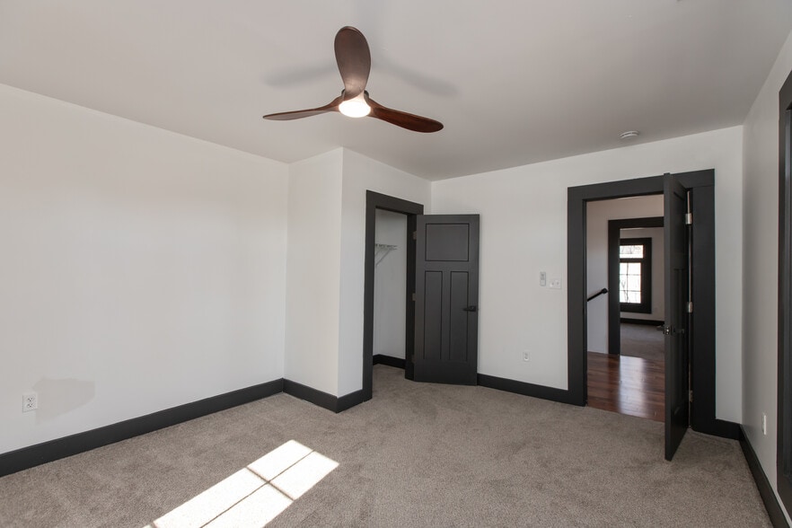 Building Photo - 2828 N Illinois St