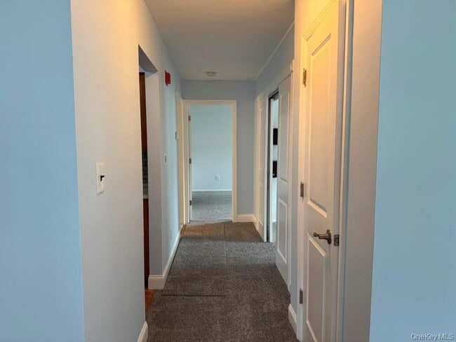 Building Photo - 161 Fairview Cir