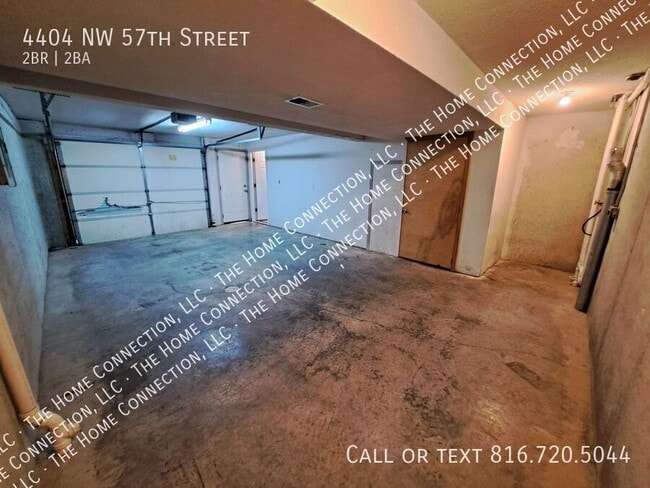 Building Photo - 4404 NW 57th St