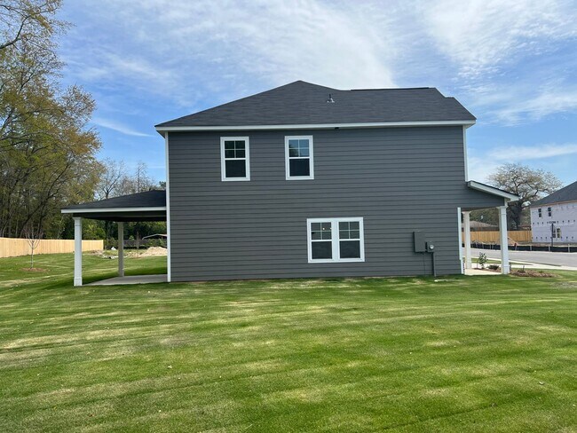 Building Photo - *** COMING SOON! *** Exquisite Rental Home Features 4 Beds, 2.5 Baths in John's Landing!