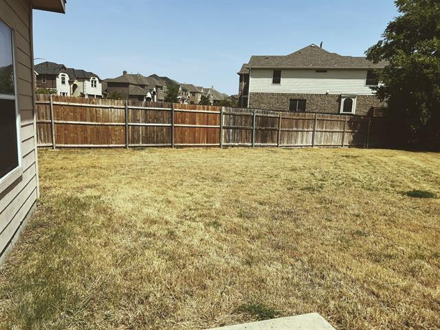 Building Photo - 1717 Grassy View Dr