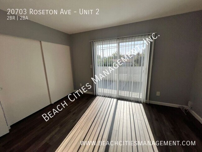 Building Photo - 20703 Roseton Ave