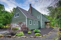 Building Photo - 144 Parmenter Rd