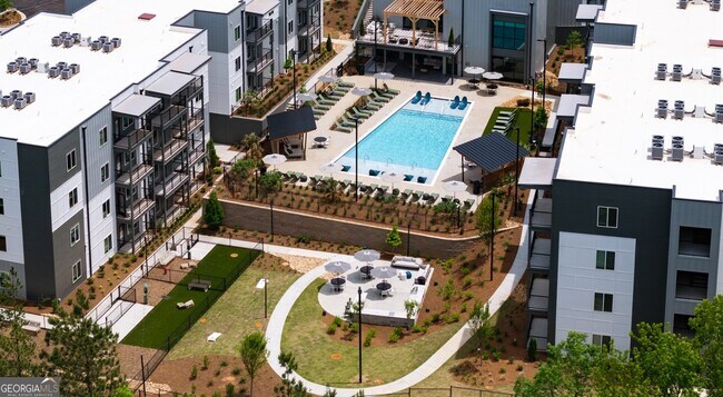 Building Photo - 6000 Ava Ave