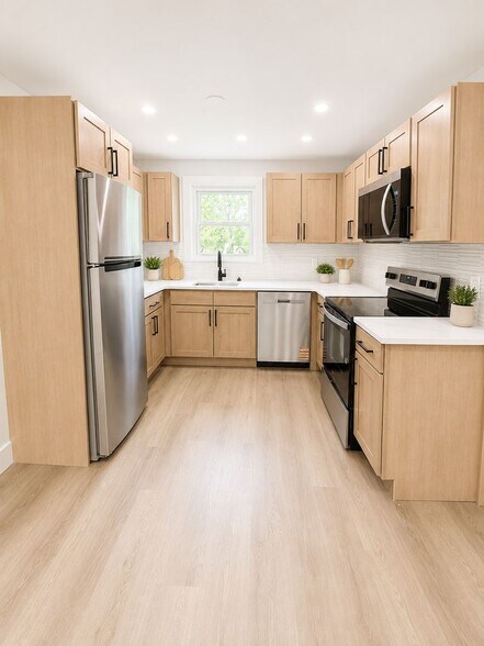 Building Photo - Oak Gardens Apartment (LO)