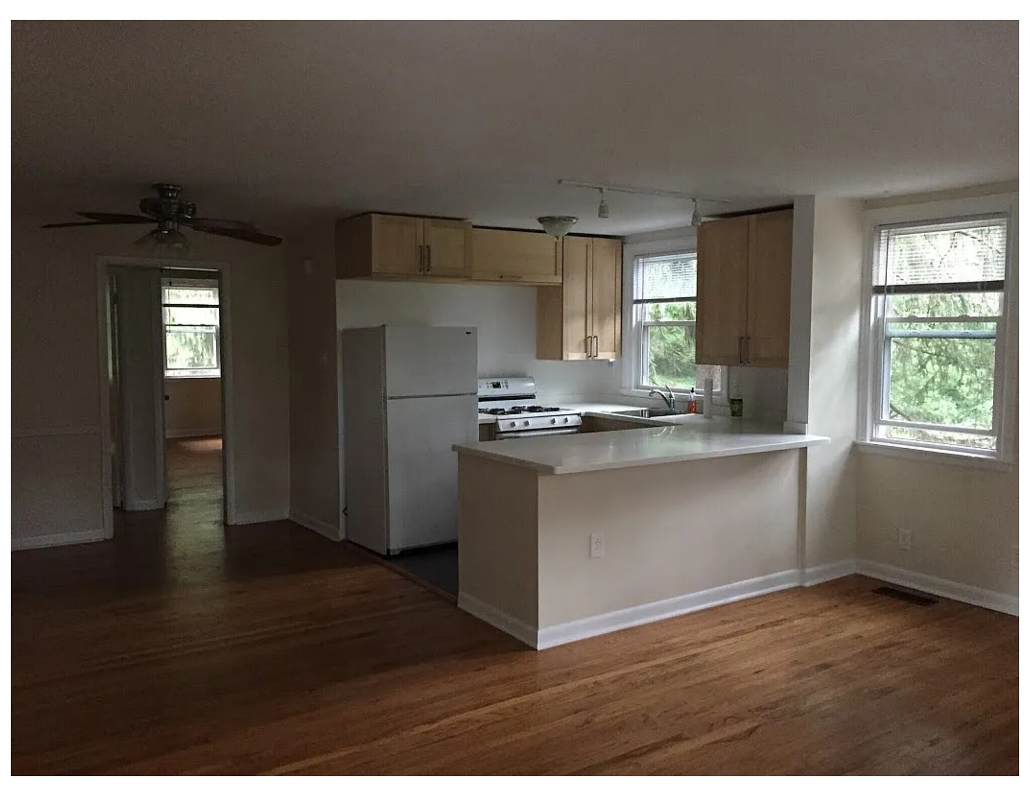 Open Living Area - 7006 Boyer St