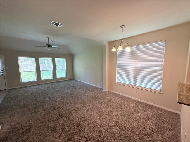 Building Photo - 3721 Whisper Walk