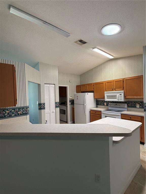 Building Photo - 6087 Kittiwake Dr