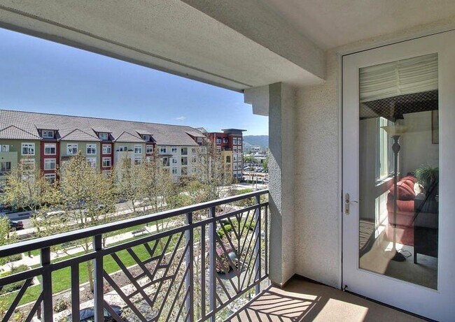 Building Photo - 5425 DeMarcus Blvd