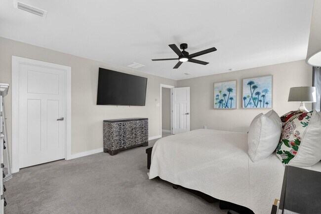 Building Photo - 9733 Goldenrod Ct