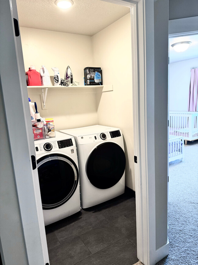 Provided Laundry - 3391 S Erin Ave