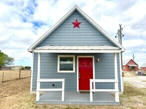 Building Photo - 573 TX-97