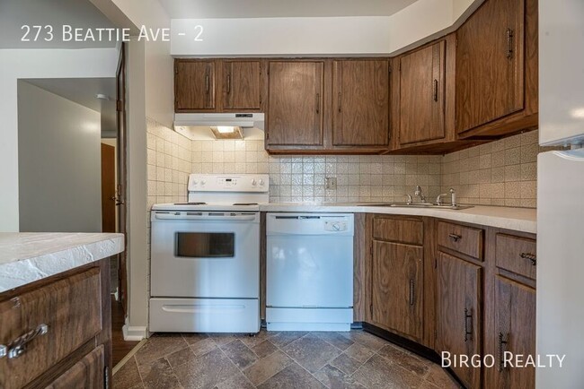 Building Photo - Move in Ready! Large and lovely 2-bedroom ...