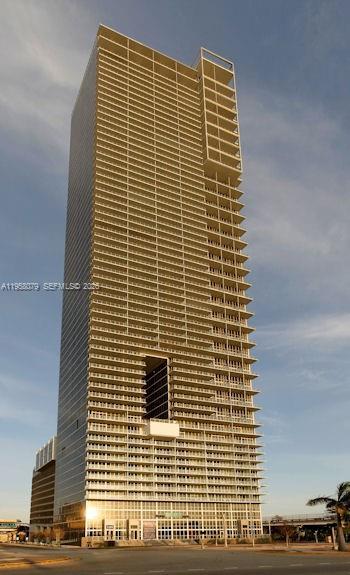 Building Photo - 1100 Biscayne Blvd