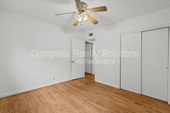 Building Photo - 7876 Big Bend Blvd