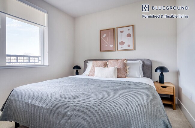 Building Photo - 299 Franklin St