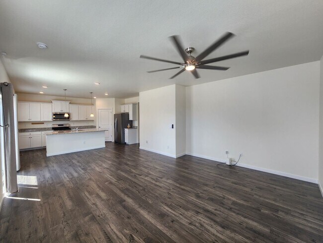 Building Photo - Stunning New Build In Wide Open Bennett!