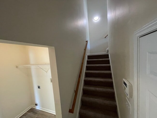 Building Photo - 6228 Sid Crane Dr
