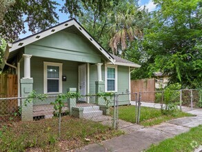 Building Photo - 2814 Francis St