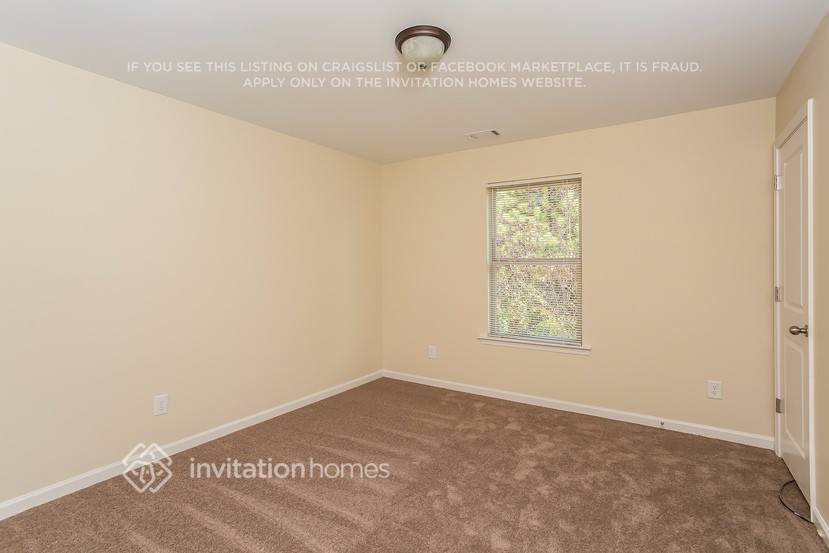 Building Photo - 4830 Medlock Trail Ct SW