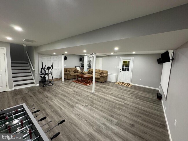Building Photo - 6105 Galleon Drive