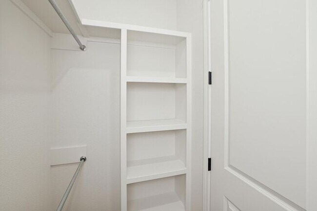 Building Photo - 10374 Tierra Santa Dr