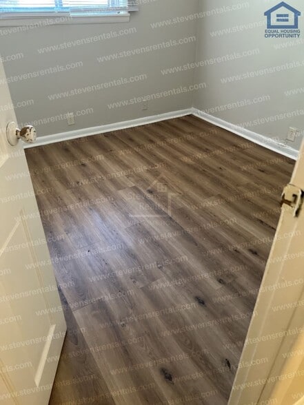 Building Photo - 5417 Slayton Ave