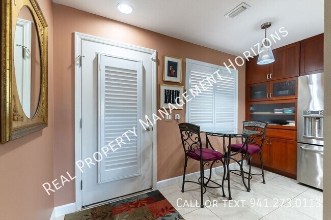 Building Photo - 6646 7th Ave Cir W