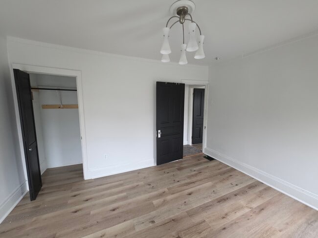 Building Photo - 818 Buckeye St