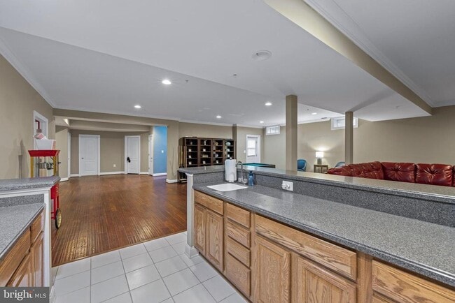 Building Photo - 2831 Galeshead Dr