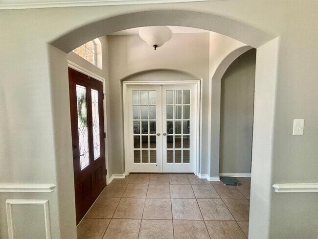 Building Photo - 8527 Cape Royal Dr