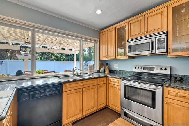 Building Photo - 17521 Hada Dr