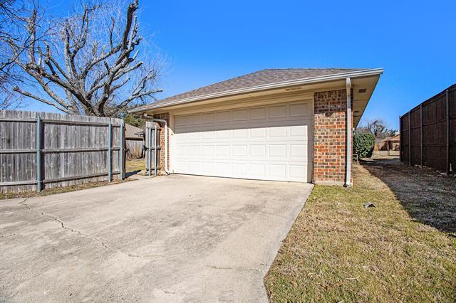 Building Photo - 3204 Anchor Dr