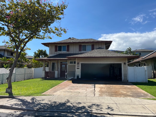 Building Photo - 60 Anamuli St
