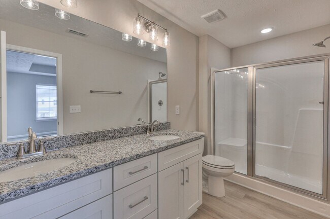 Building Photo - BRAND NEW Luxury Townhome in Tullahoma with MOVE IN SPECIAL!!