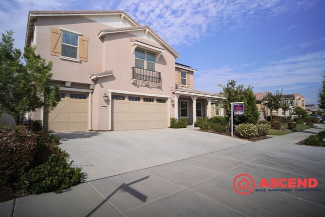 Primary Photo - Beautiful 4-Bedroom Located In Highgate Community!