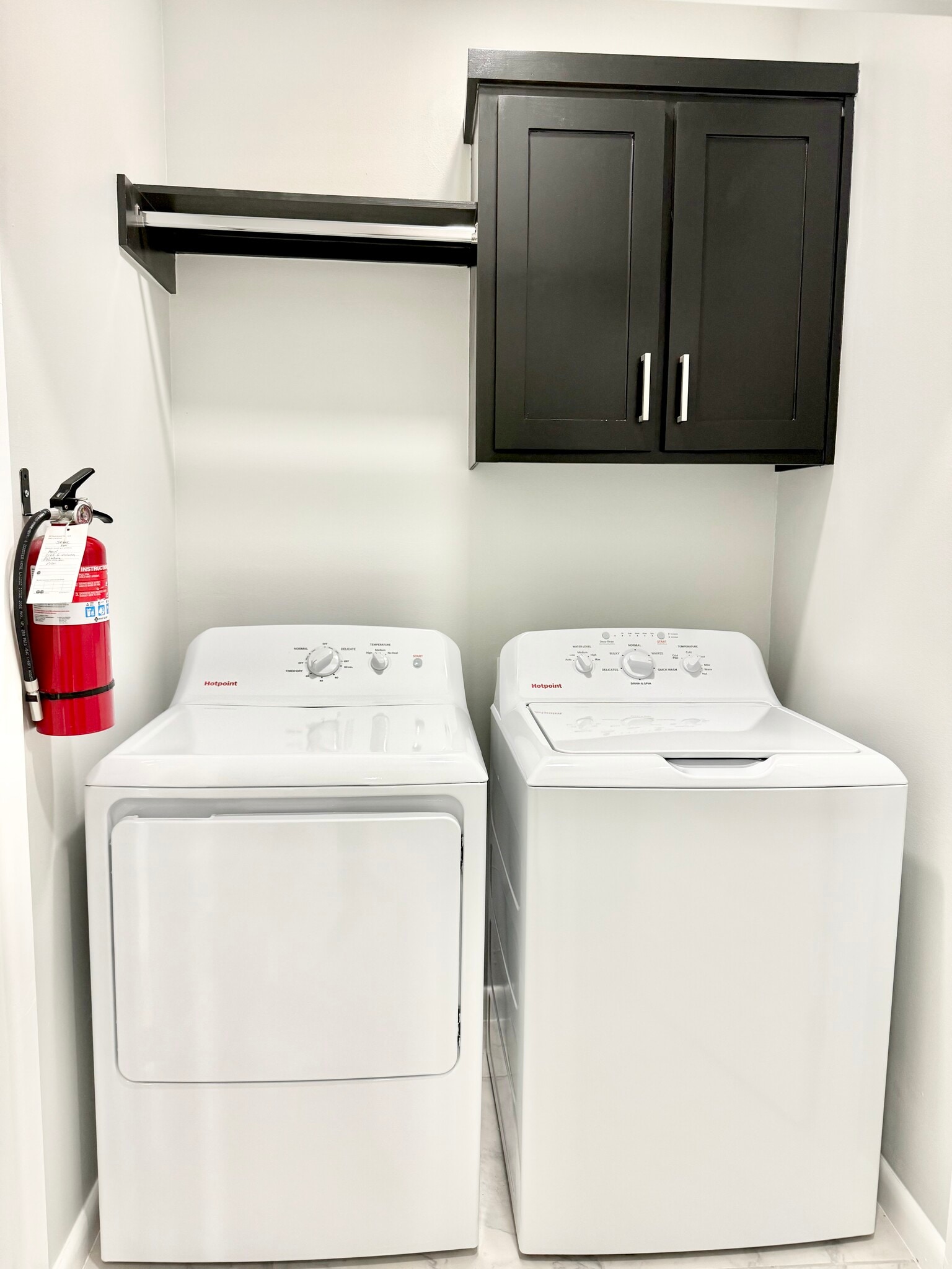 Building Photo - 2108 E Viviana St