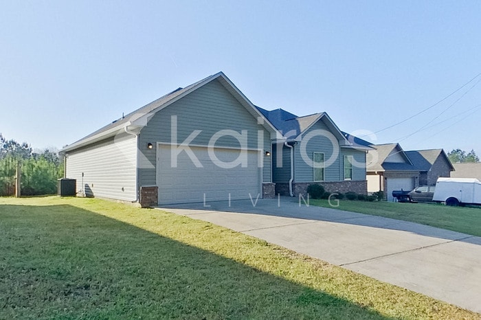 Building Photo - 151 Bates Ln