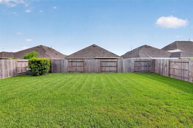 Building Photo - 2638 Settler Hl Dr