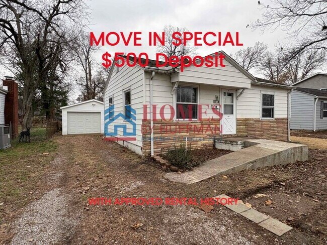 Primary Photo - Two Bedroom House | Detached Garage | Depo...