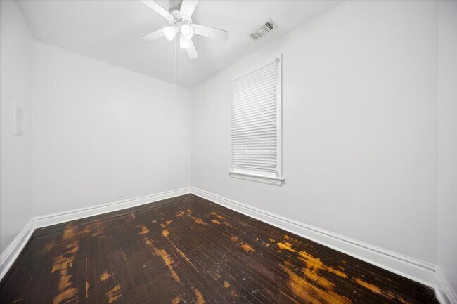 Building Photo - 4508 S Mozart St