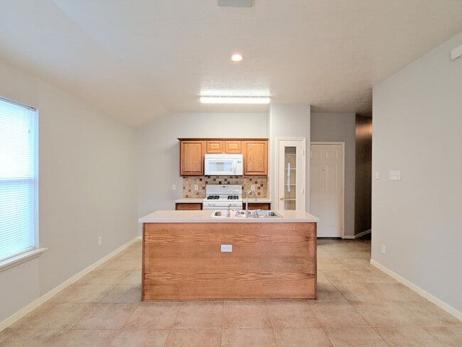 Building Photo - 11314 Northam Dr