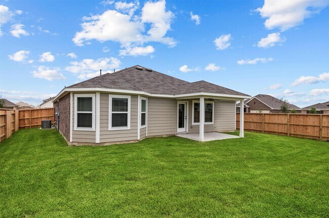 Building Photo - 3003 Middleton Dr