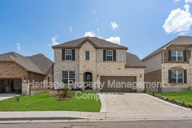 Building Photo - 942 Blue Violet