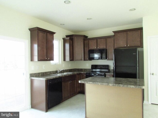 Building Photo - 20559 Asheville Dr