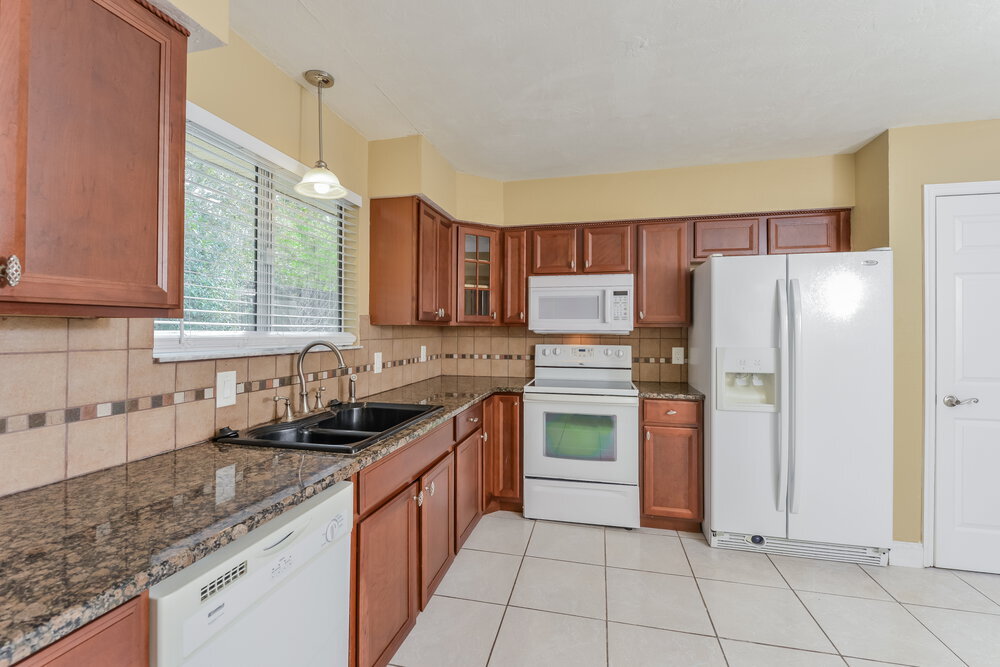 Building Photo - 1819 E Glancy Dr