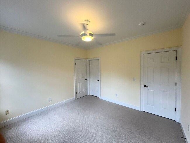 Building Photo - 1205 Enderbury Dr