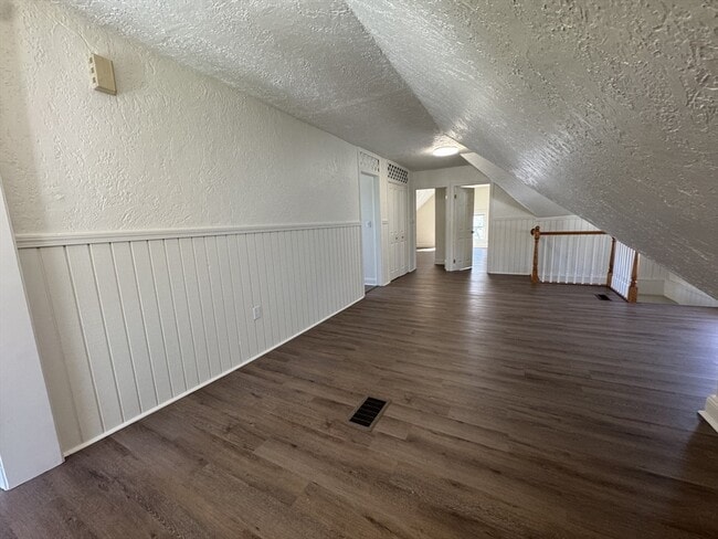 Building Photo - 382 Salem St