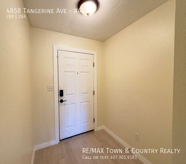 Building Photo - 4858 Tangerine Ave