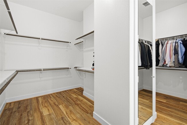 Building Photo - 1222 McMurtry Ridge Dr